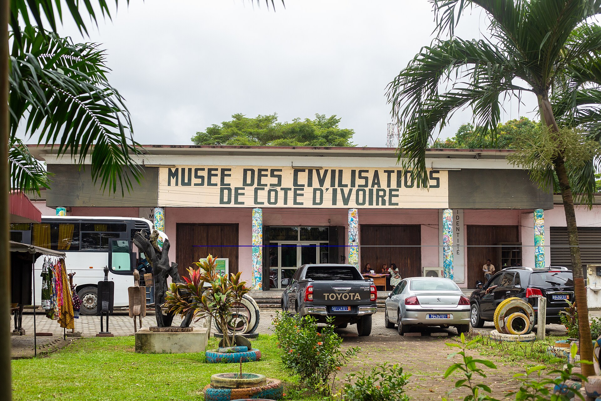 Abidjan (ABJ) — international airport, photo via Wikimedia Commons (Wikipedia summary)