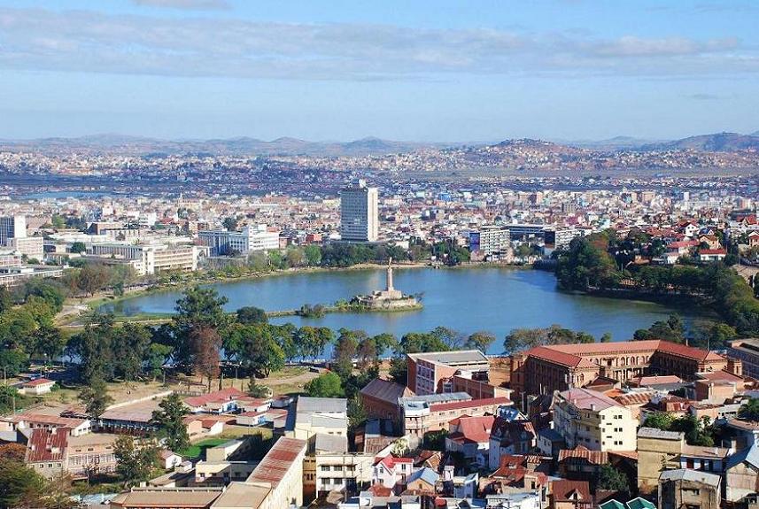 Antananarivo (TNR) — international airport, photo via Wikimedia Commons (Wikipedia summary)